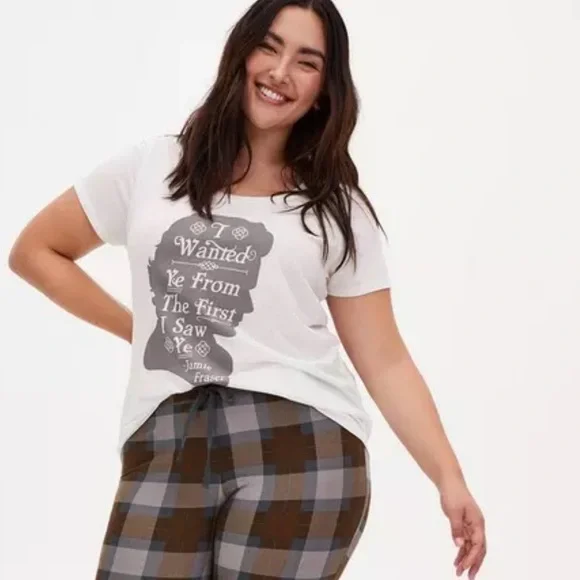 Torrid Outlander Jamie Fraser Silhouette Sleep Top - Picture 4 of 6